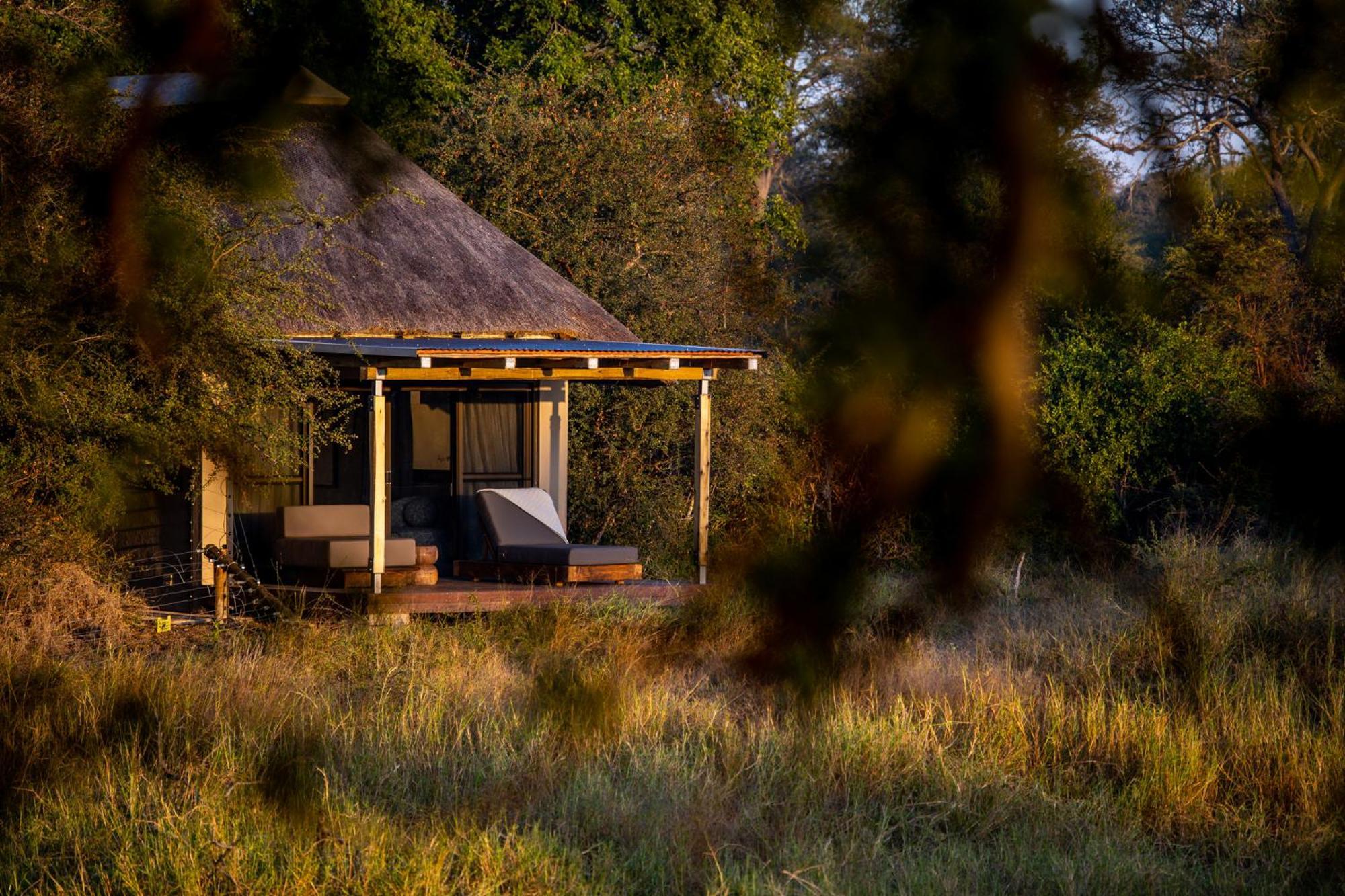 Simbavati Waterside Villa privé-wildreservaat Klaserie Kamer foto